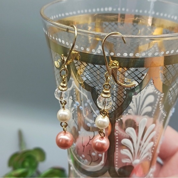 Elegant Gold and Pearl Drop Earrings - Picture 9 of 9